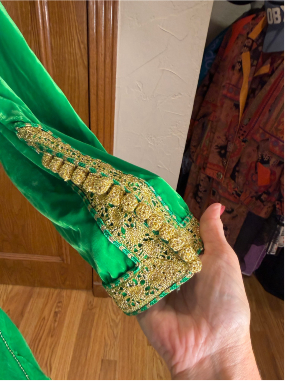 Emerald Green Velvet Kaftan Caftan Gold Metallic Trim Small - Picture 4 of 10